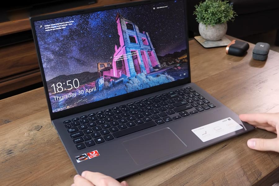 Top 5 Best Laptops Under 1000 NZ 2022